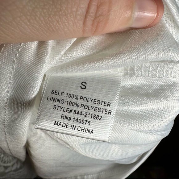 Miami White Lace Scoop Neck Sleevless Ruffle Hem Midi Dress Small - Picture 7 of 11